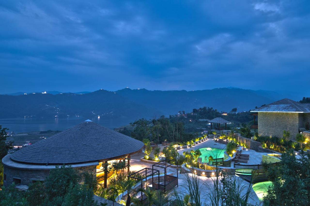 Dorje'S Resort And Spa Pokhara Bagian luar foto