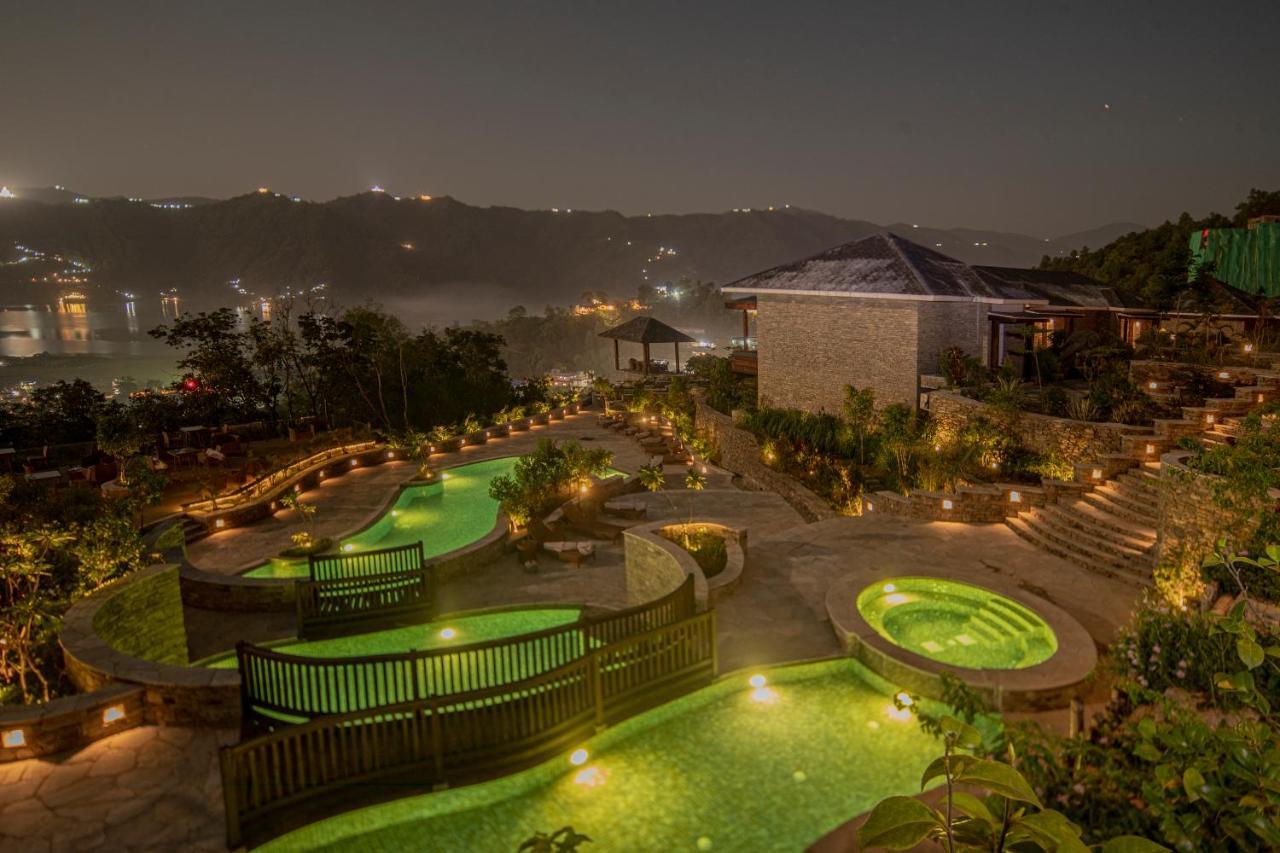 Dorje'S Resort And Spa Pokhara Bagian luar foto