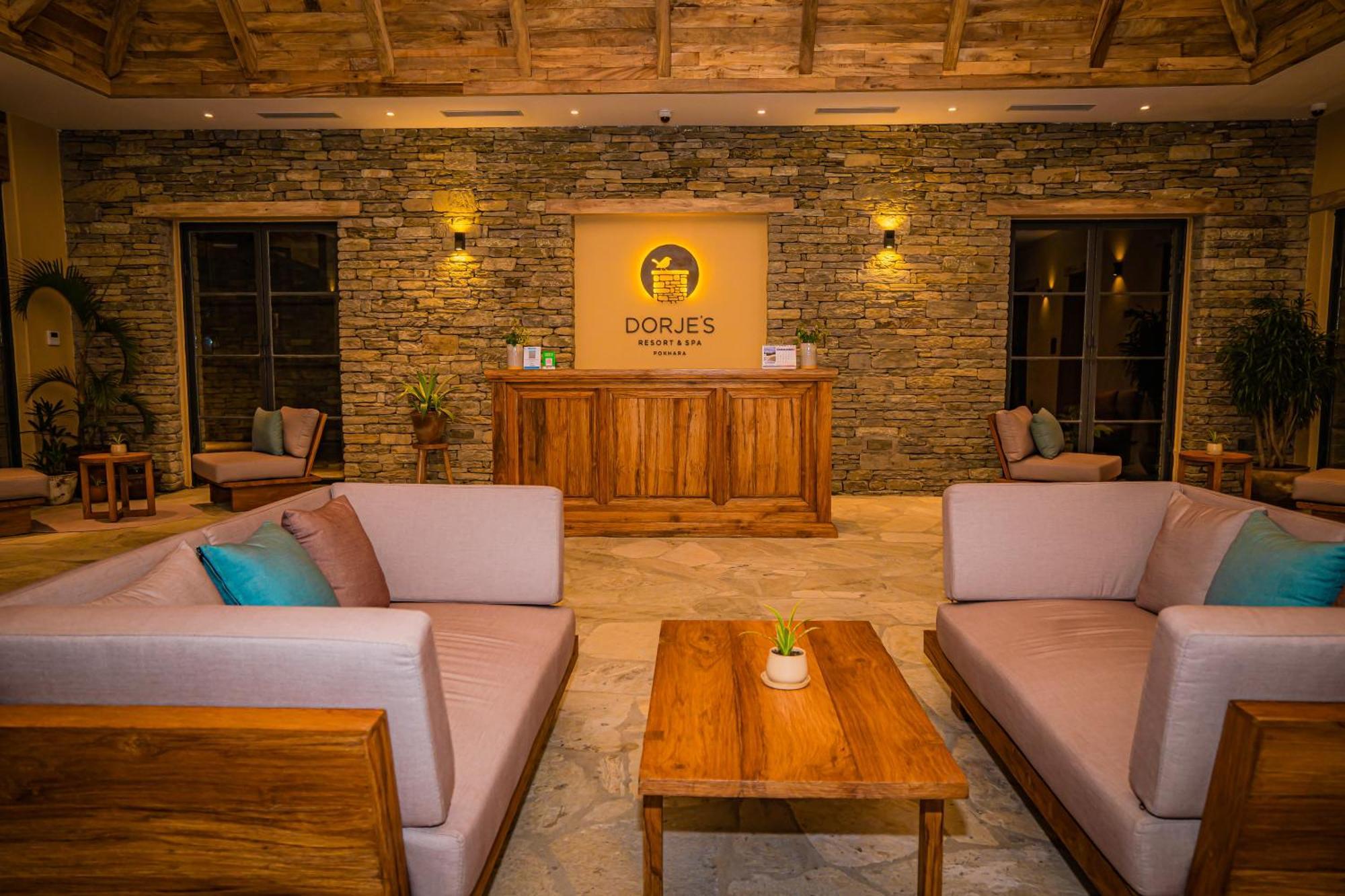 Dorje'S Resort And Spa Pokhara Bagian luar foto